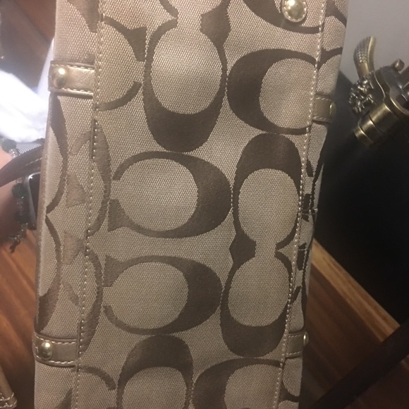 Coach Bag - Picture 6 of 7